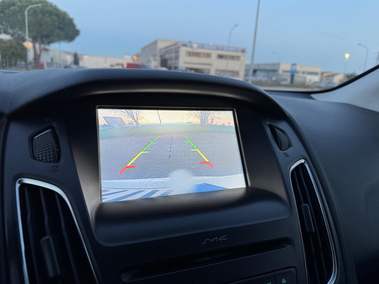 Ford Focus 1.5 diesel 2017 Autocarro N1 con posti