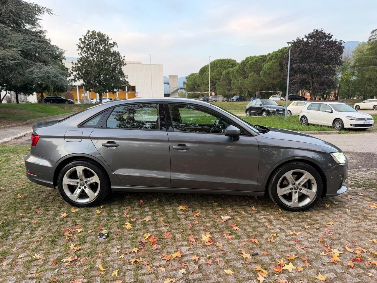 Audi A3 Sedan 1.6 TDI 116 CV S tronic