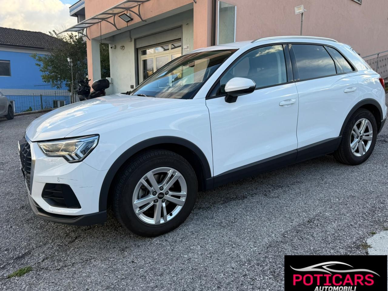 Audi Q3 35 TDI Business