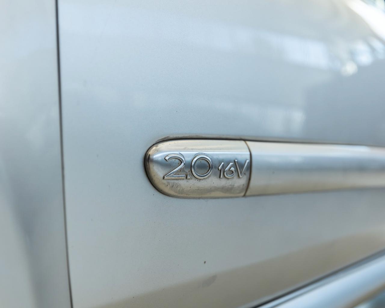 Renault Clio RS 182 CV – Originale, Youngtimer