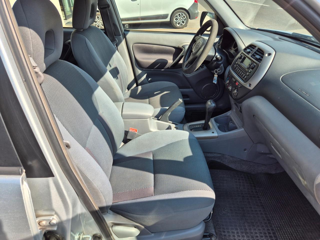 Toyota RAV 4 RAV4 2.0 16V cat 5 porte Sol UNICO!!!!!!