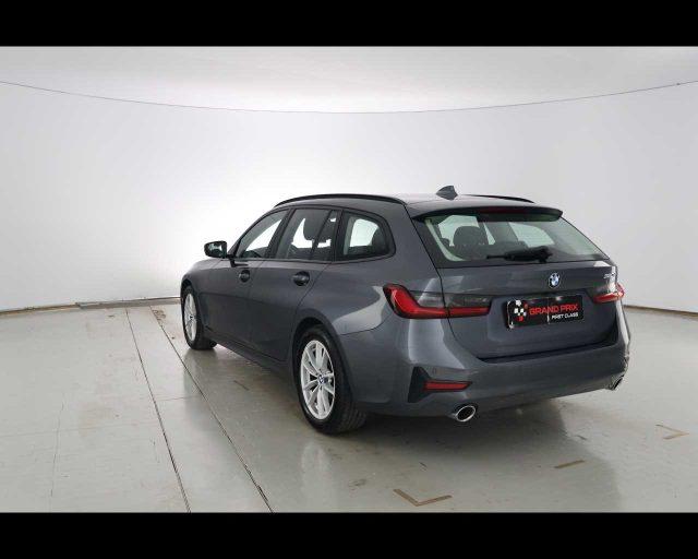 BMW 320 d 48V Touring Business Advantage