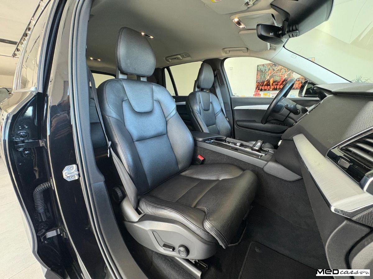 VOLVO - XC90 - B5AWD Geartr. 7 posti Mom. Pro