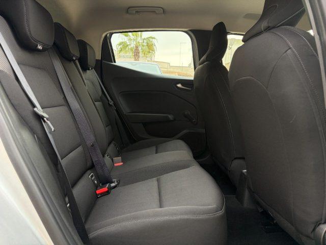 RENAULT Clio 1.0TCe 100 CV Intens