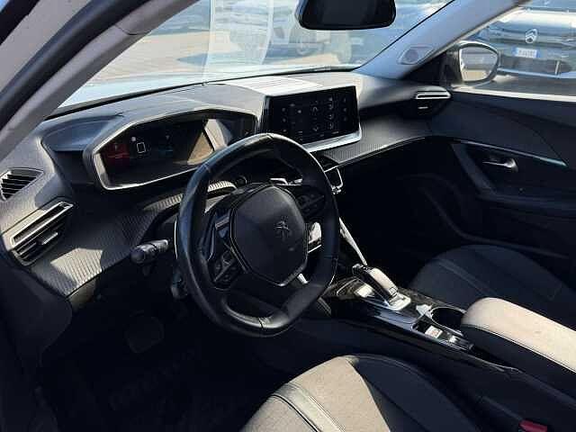 Peugeot 2008 BlueHDi 130 S&S EAT8 Allure Pack