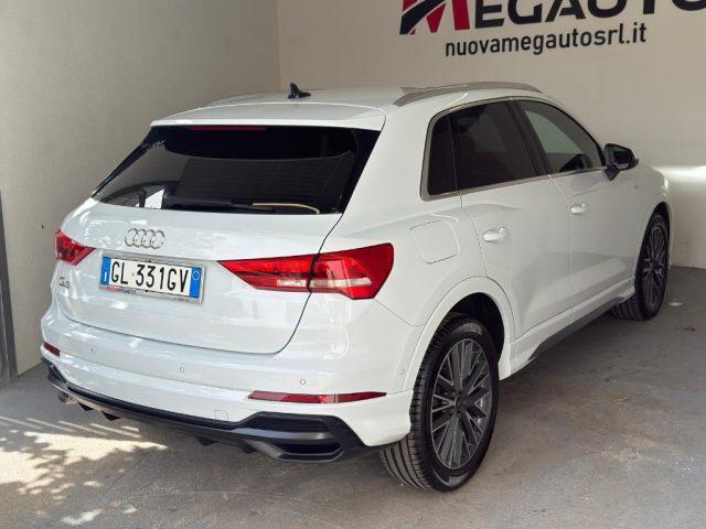 AUDI Q3 35 TDI S line edition
