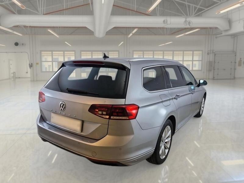 VOLKSWAGEN PASSAT VARIANT 2.0TDI SCR EVO 110kW Business BMT DSG