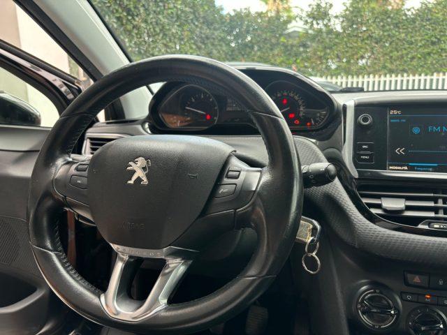 PEUGEOT 2008 BlueHDi 100 Allure