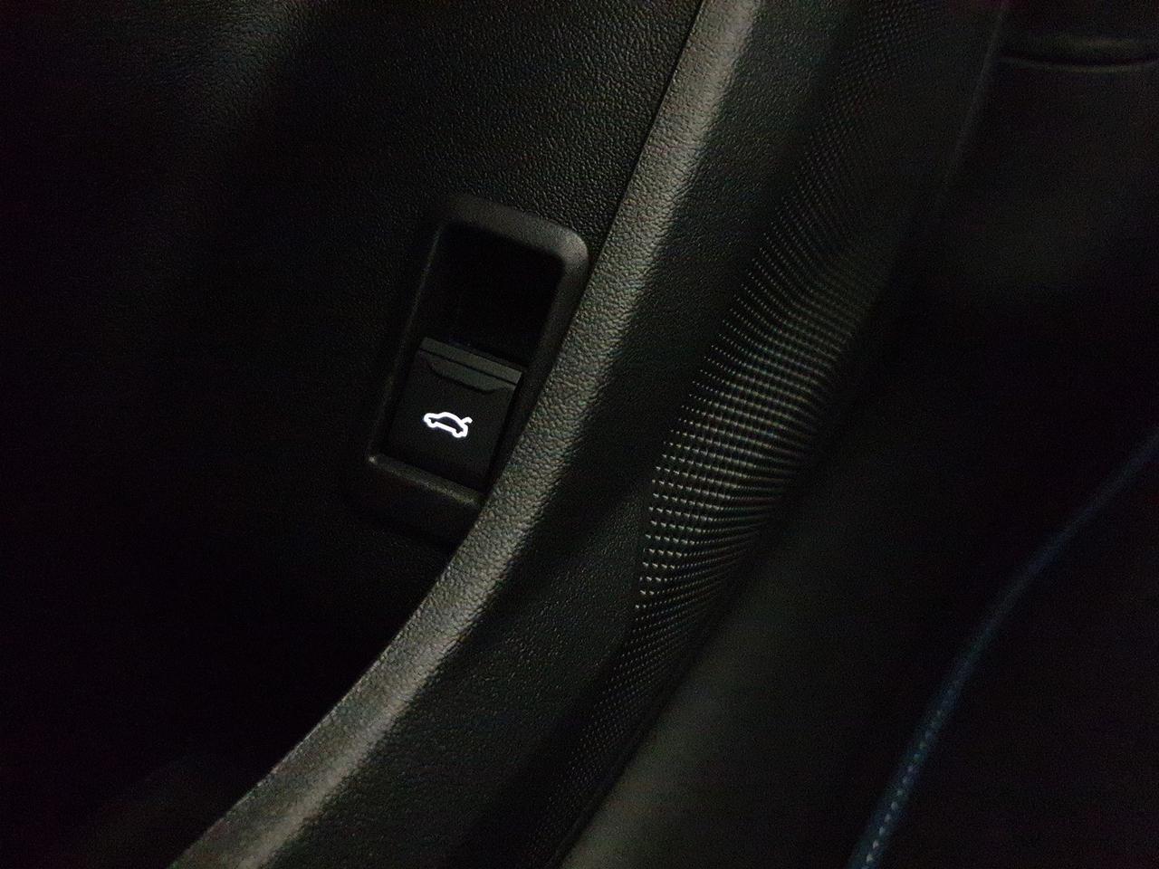 Avant 3.0TFSI 367CV quattro Stronic Sport Attitude