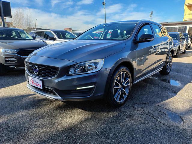 VOLVO V60 Cross Country D3 Geartronic Pro Automatica