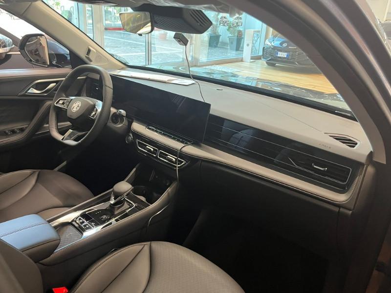 MG HS 1.5 Hybrid+ Luxury