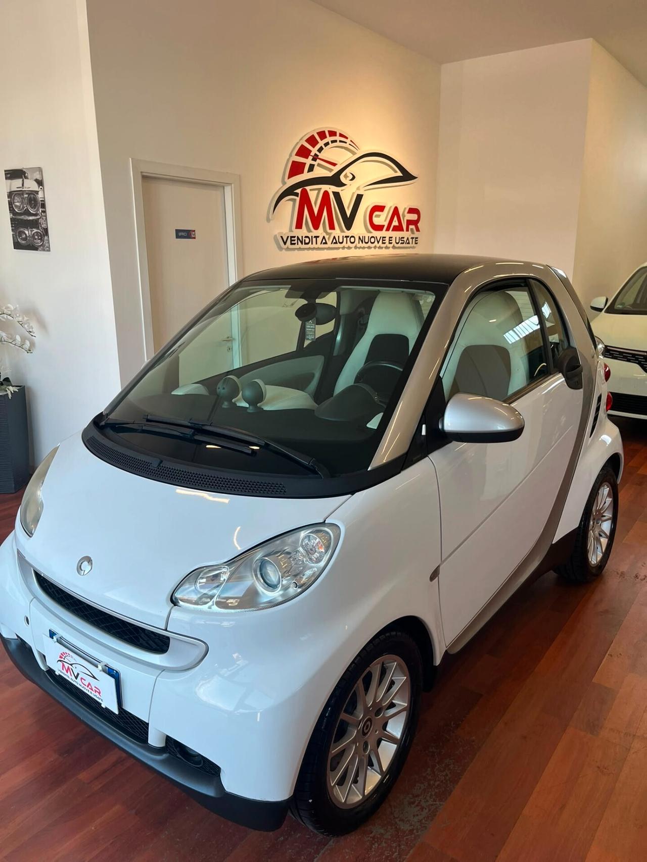 Smart ForTwo 1000 52 kW MHD coupé passion