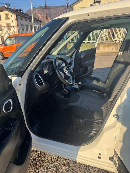 Fiat 500L Living 0.9 TwinAir 105 CV Pop Star