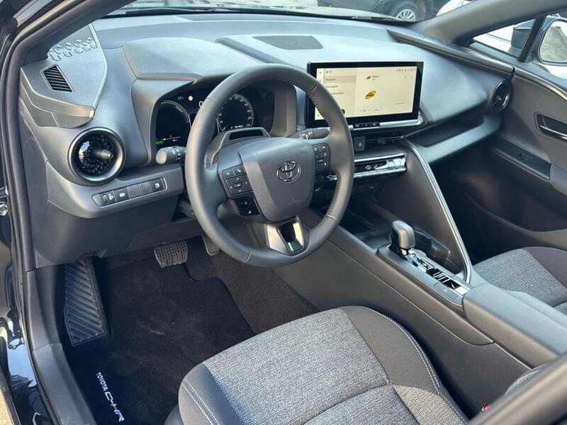 Toyota C-HR C-HR 1.8 hev Trend fwd e-cvt