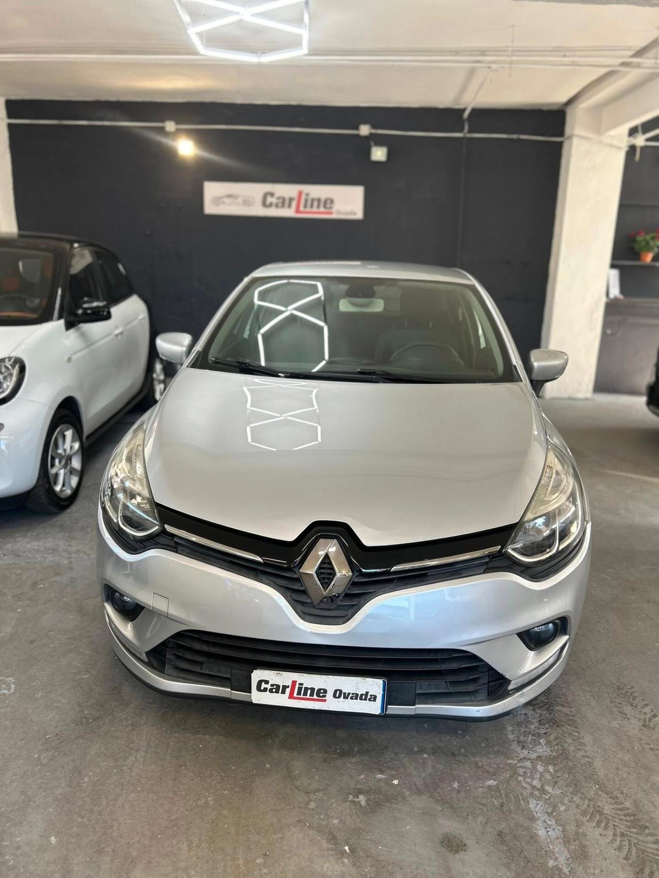 Renault Clio 1.2 75CV -2016 SOLO 92.000KM