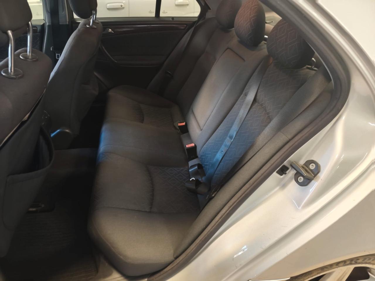 Mercedes-benz C 270 220 CDI Avantg.