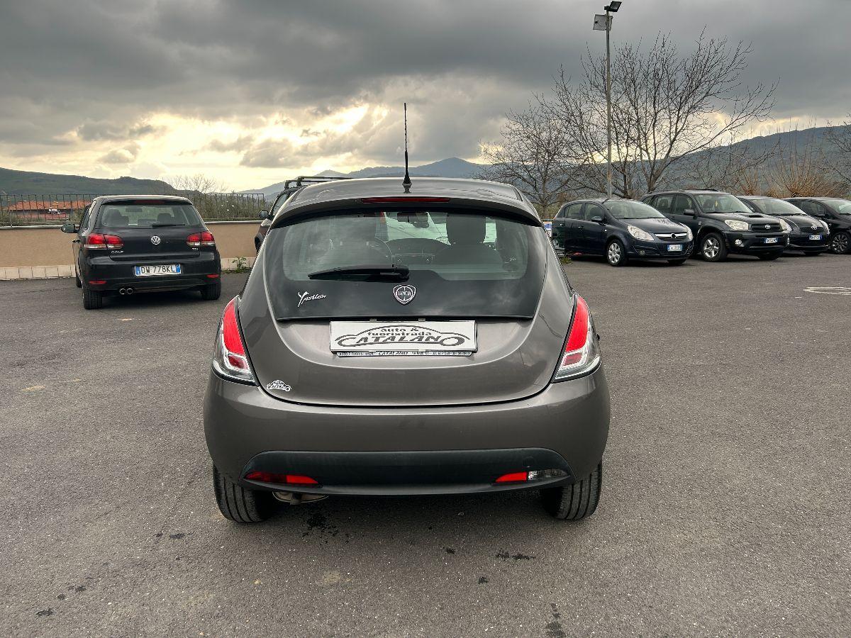 LANCIA - Ypsilon - 1.2 69 CV 5 porte Platinum