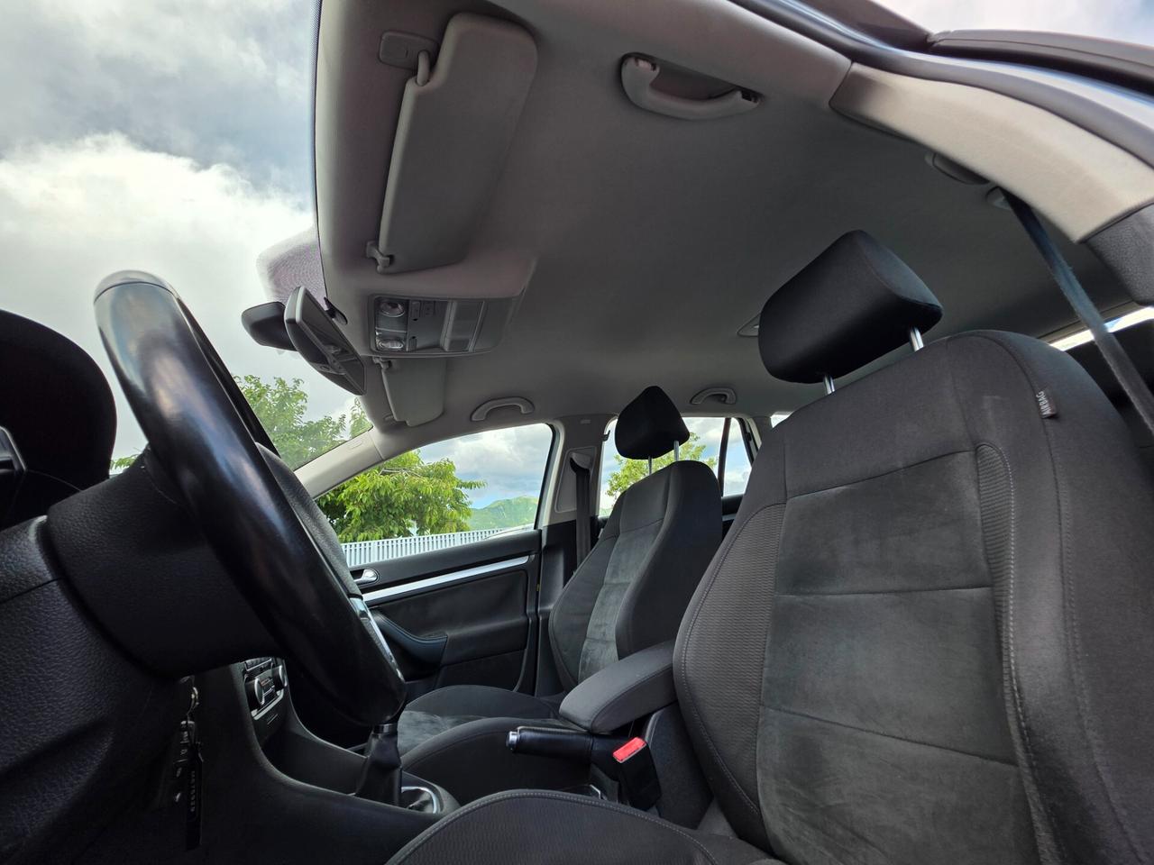 Volkswagen Golf Variant 2.0 TDI 140CV perfetta e garantita