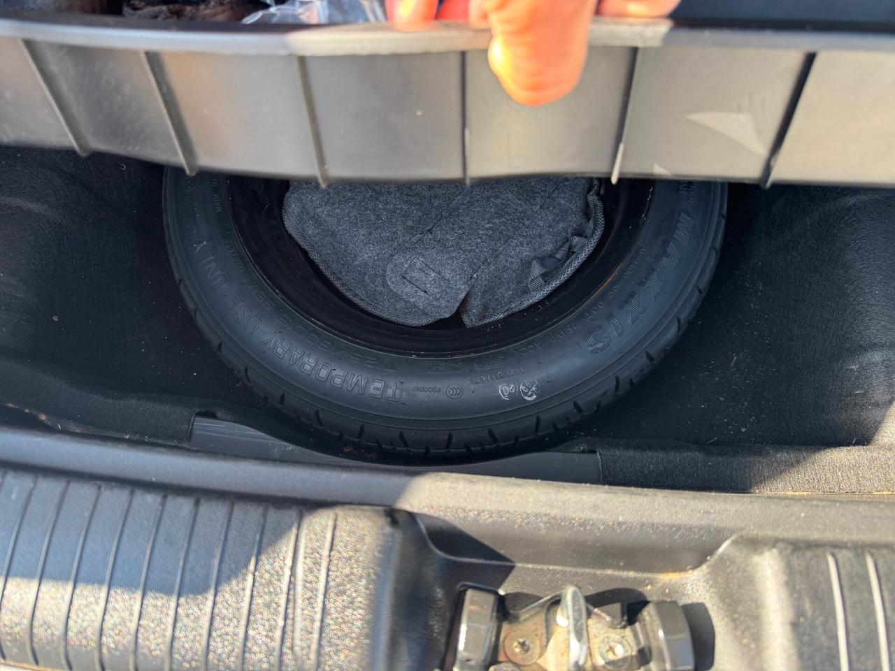 93000KM HYUNDAI IX20 1.4 BENZINA 90CV 2018