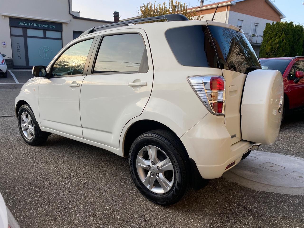 Daihatsu Terios 1.5 4WD S Benzina NEOPATENTATI!!!