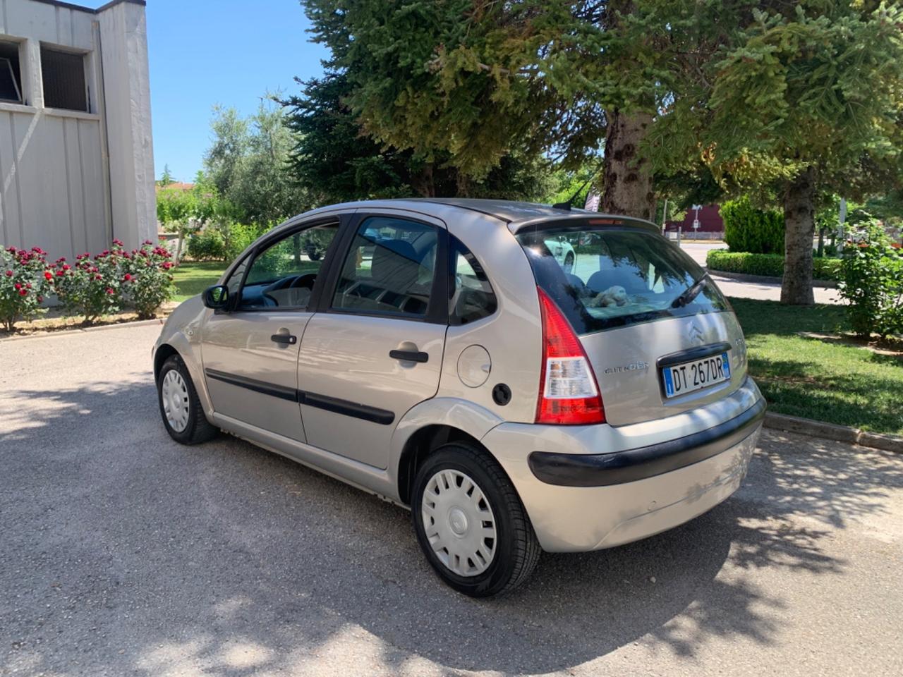Neopatentati 1.4 5 porte metano di serie