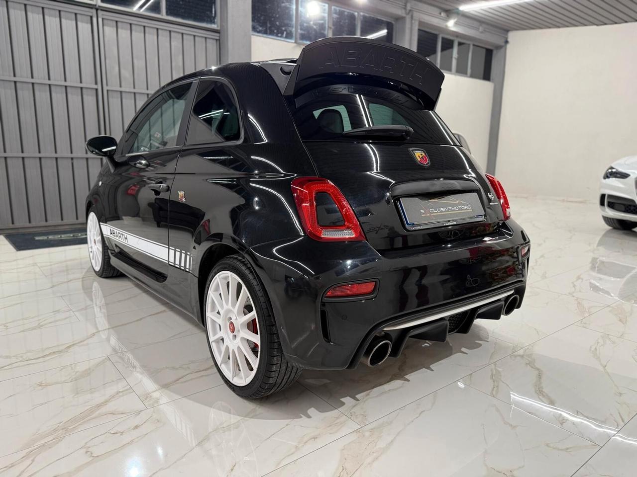 Abarth 695 1.4 Turbo T-Jet 180 CV