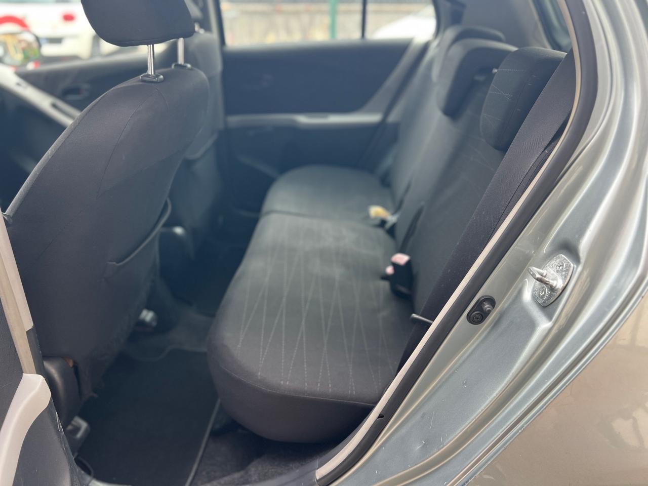 Toyota Yaris 1.0 – Anno 2006