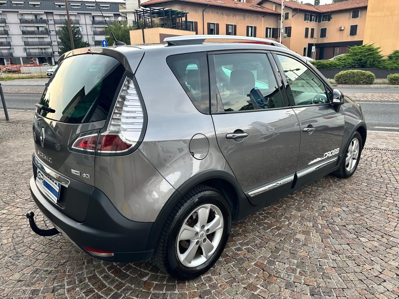 Renault Scénic XMod Cross 1.5dCi 110CV - Gancio Traino