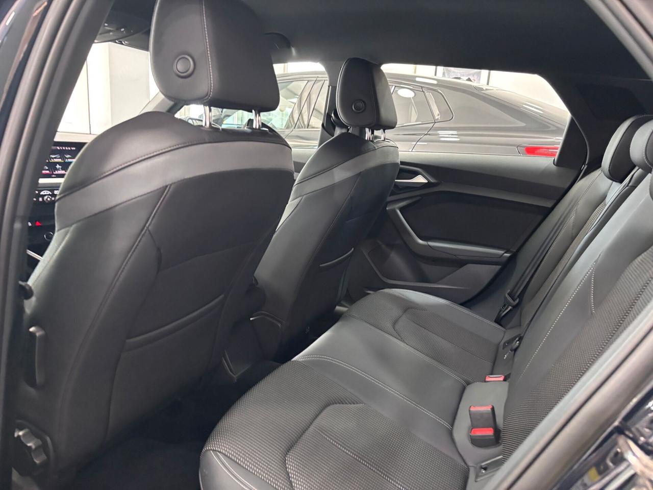 AUDI A1 CITYCARVER 30TFSI S-TRONIC S-LINE