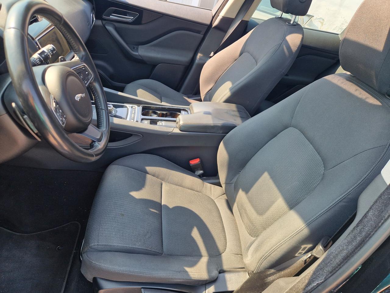 Jaguar F-Pace 2.0D 180 CV AWD Portfolio- 2020
