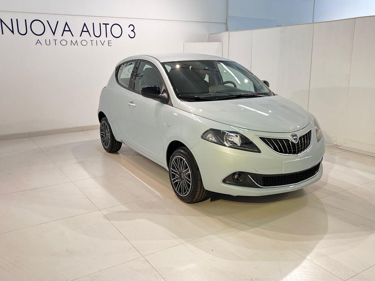 Lancia Ypsilon 1.0 FireFly 5 porte S&S Hybrid Gold