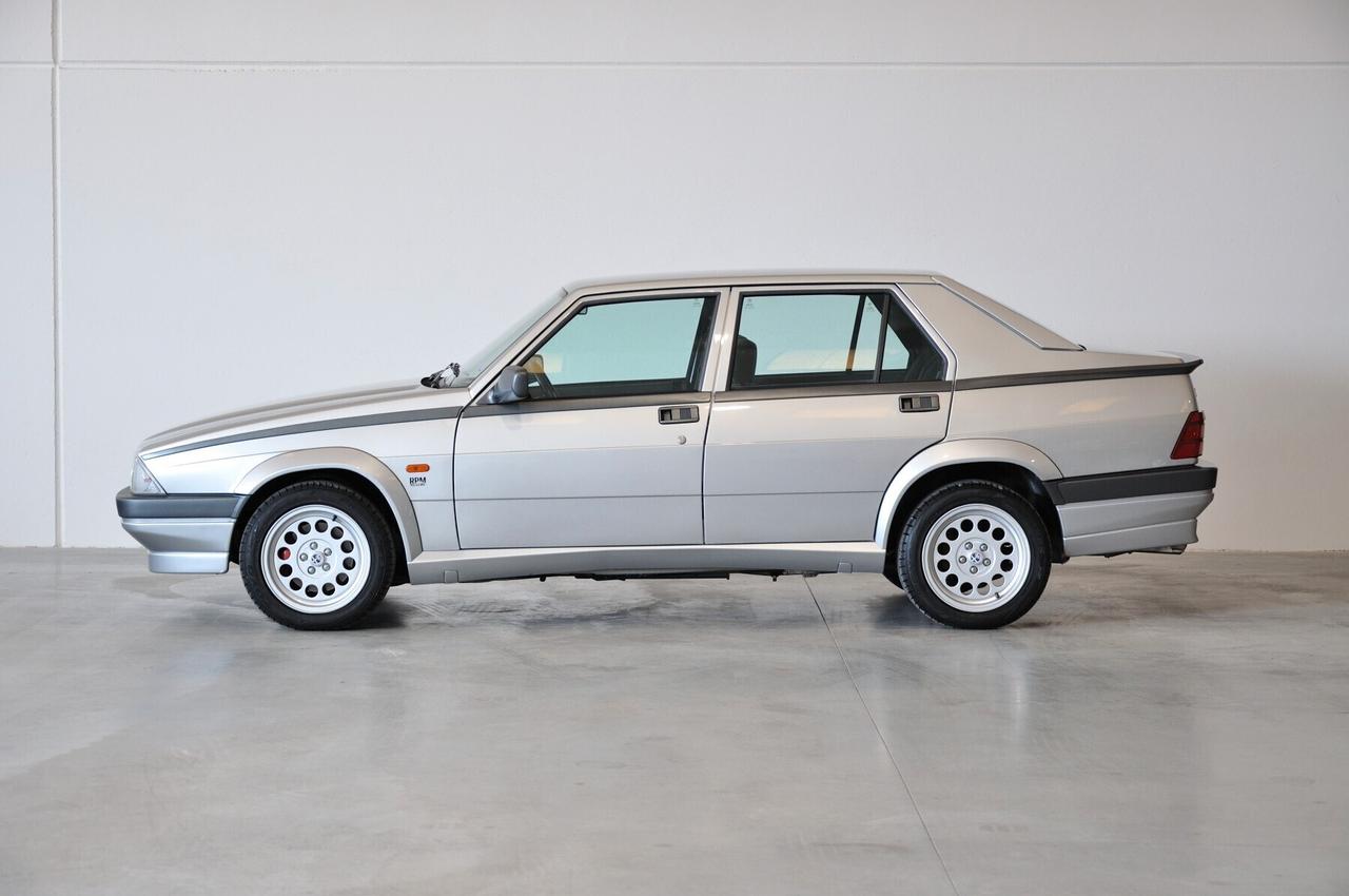 Alfa Romeo 75 2.0i Twin Spark CRS tagliandata perfetta