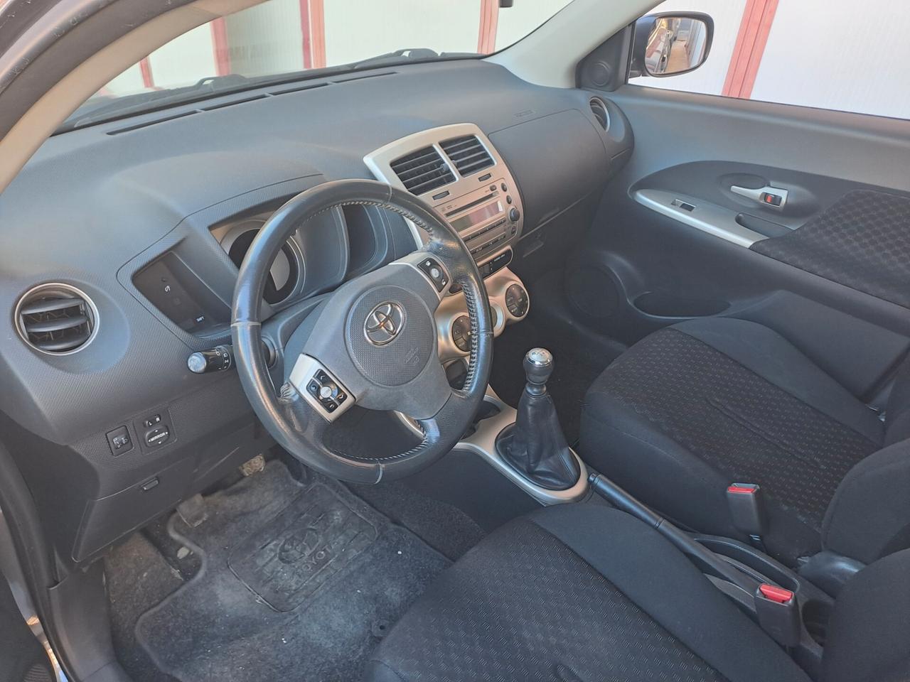 Toyota Urban Cruiser 1.4 D-4D AWD Sol