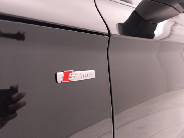 AUDI Q5 40 2.0 tdi mhev 12V S line quattro s-tronic