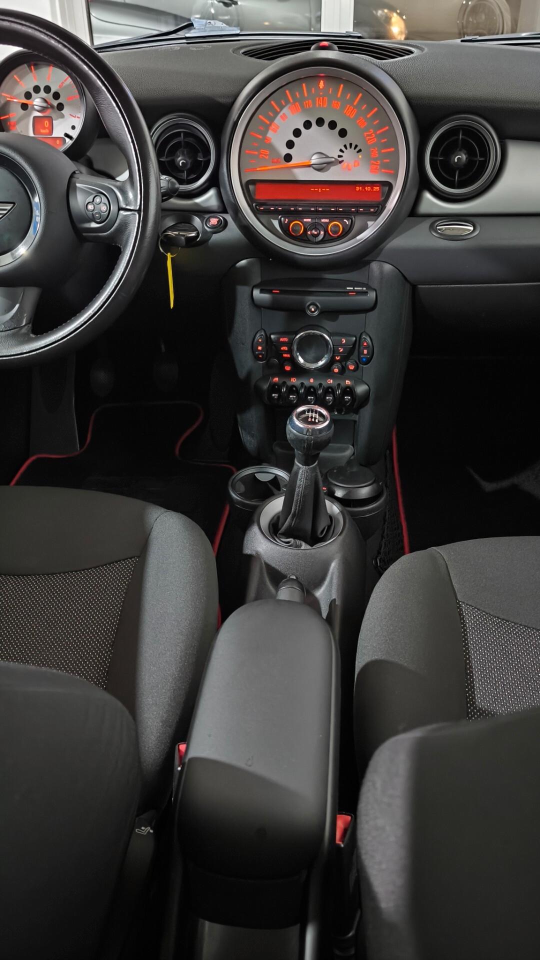 Mini Cooper D Clubman 1.6 16V