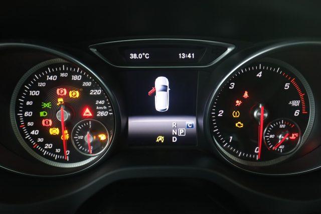 MERCEDES-BENZ CLA 200 CLA 200 d S.W. Aut. Premium/CLA 200 CDI S.W. Aut.