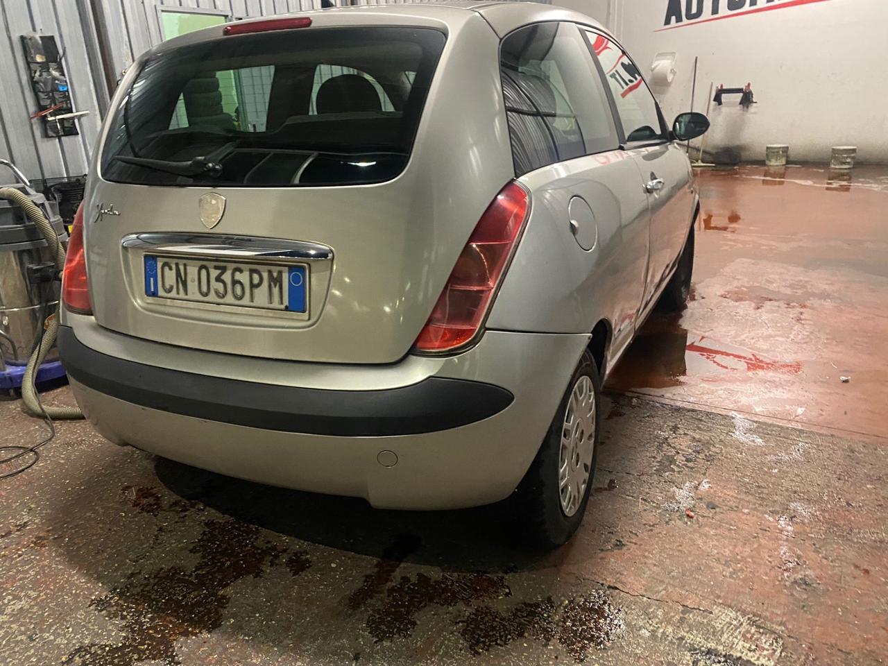 Lancia Ypsilon 1.2 Argento IMP gpl