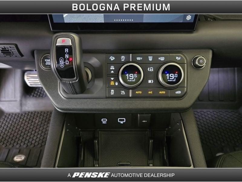 Land Rover Defender 110 5.0 V8 525 CV AWD Auto Carpathian Edition