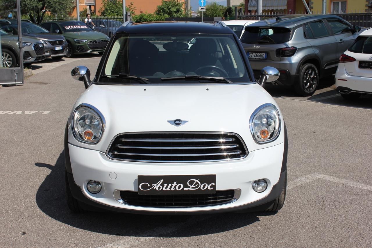 Mini Cooper D Countryman 1.6 ALL4 NAVY SENSORI