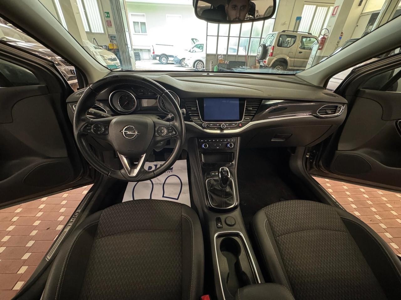 Opel Astra 1.4 Turbo 110CV EcoM Sports Tourer Innovation - UNICO PROPRIETARIO