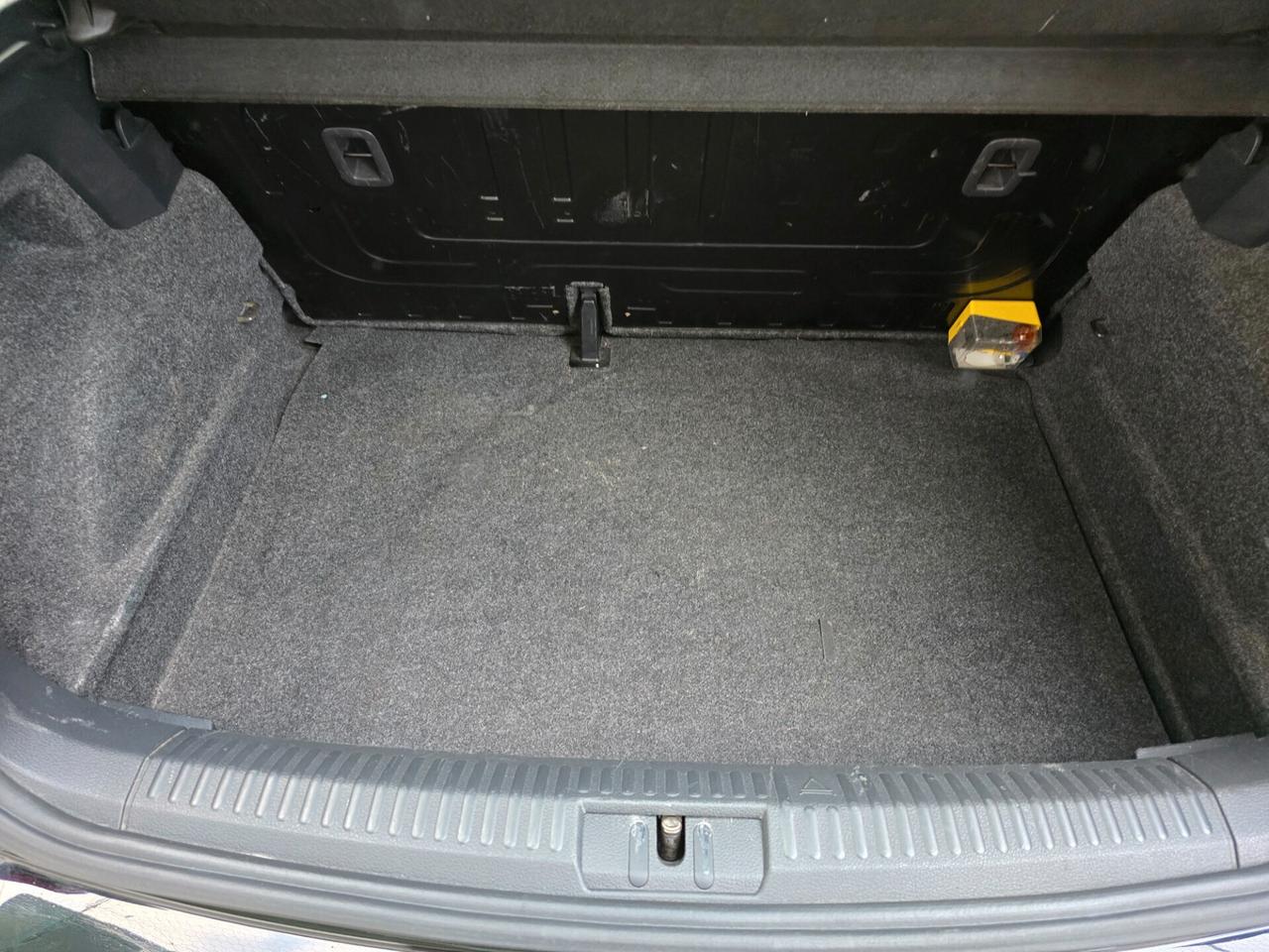 Volkswagen Polo 1.4TDI 75CV Trendline 113000KM-2015