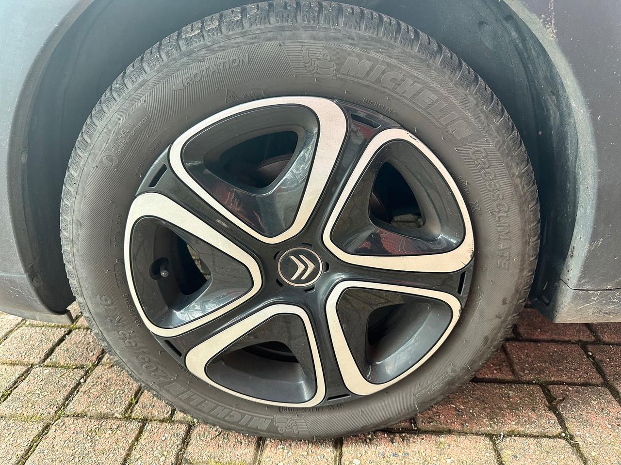 Citroen C3 Shine 1.6 Blue HDi 75