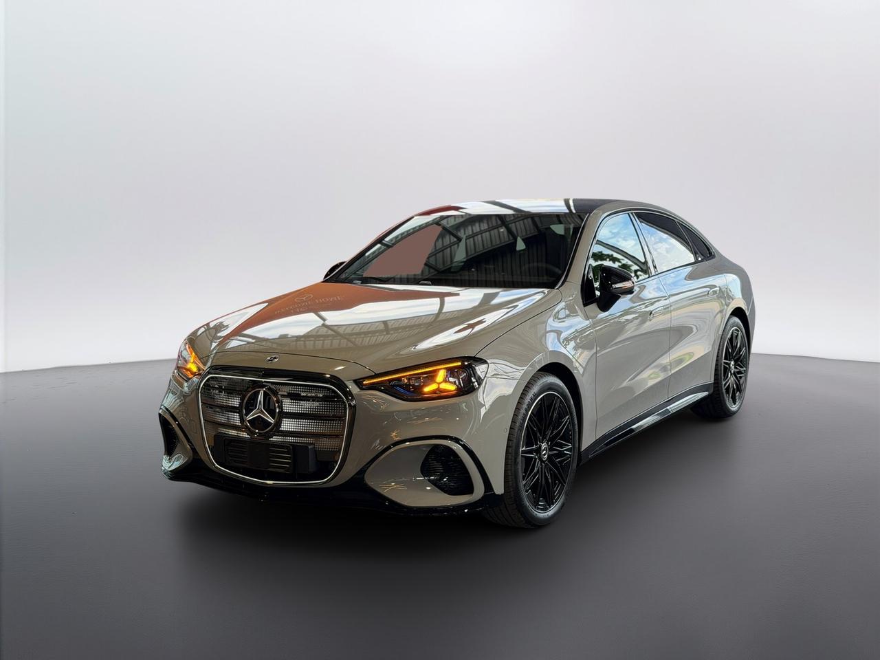 Mercedes-Benz C 400 4MATIC con tecnologia EQ