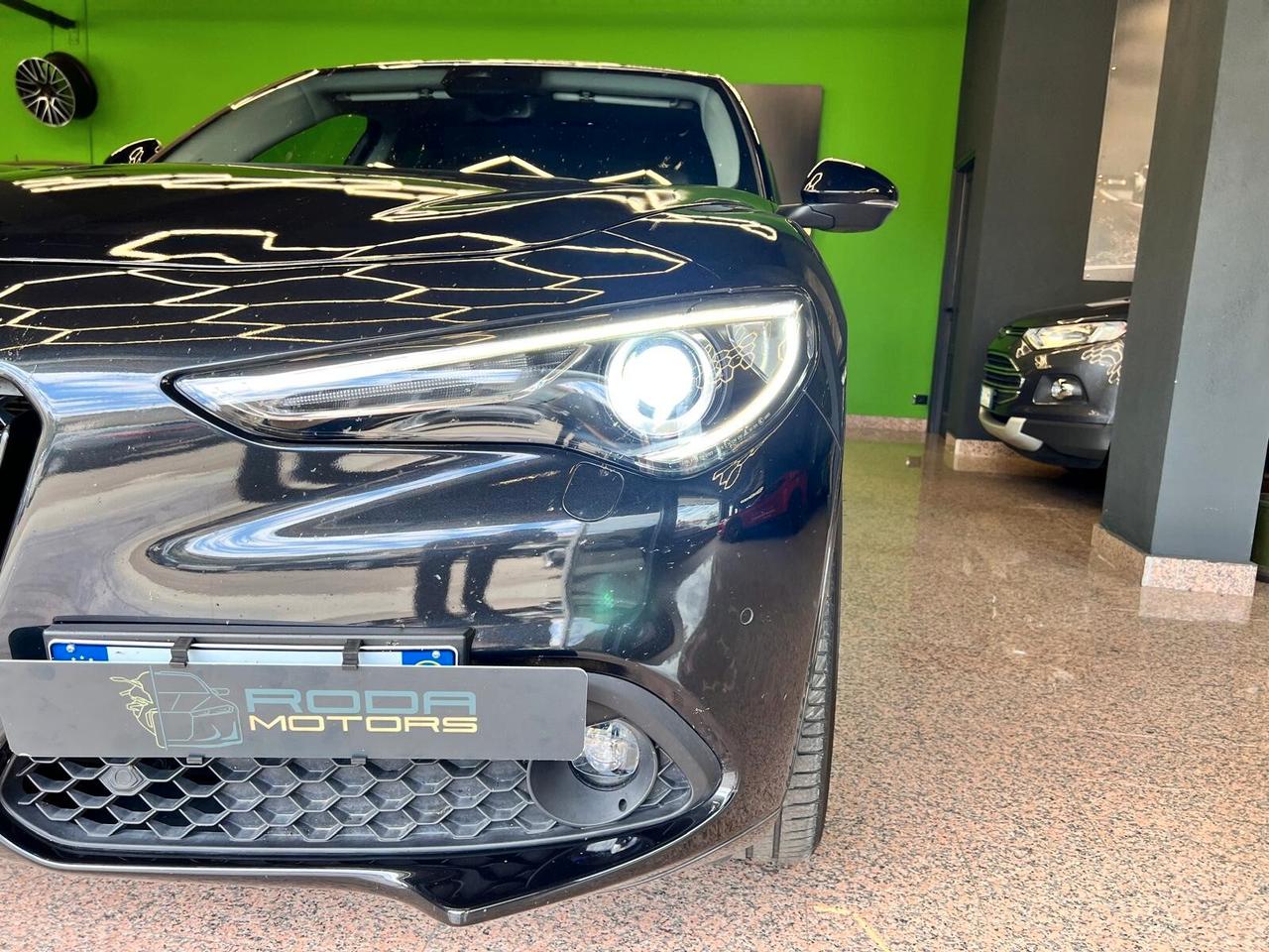 Alfa Romeo Stelvio 2.2 Turbodiesel 210 CV AT8 Q4 Veloce Tì
