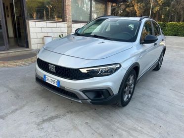 FIAT Tipo 1.0 5 porte Cross