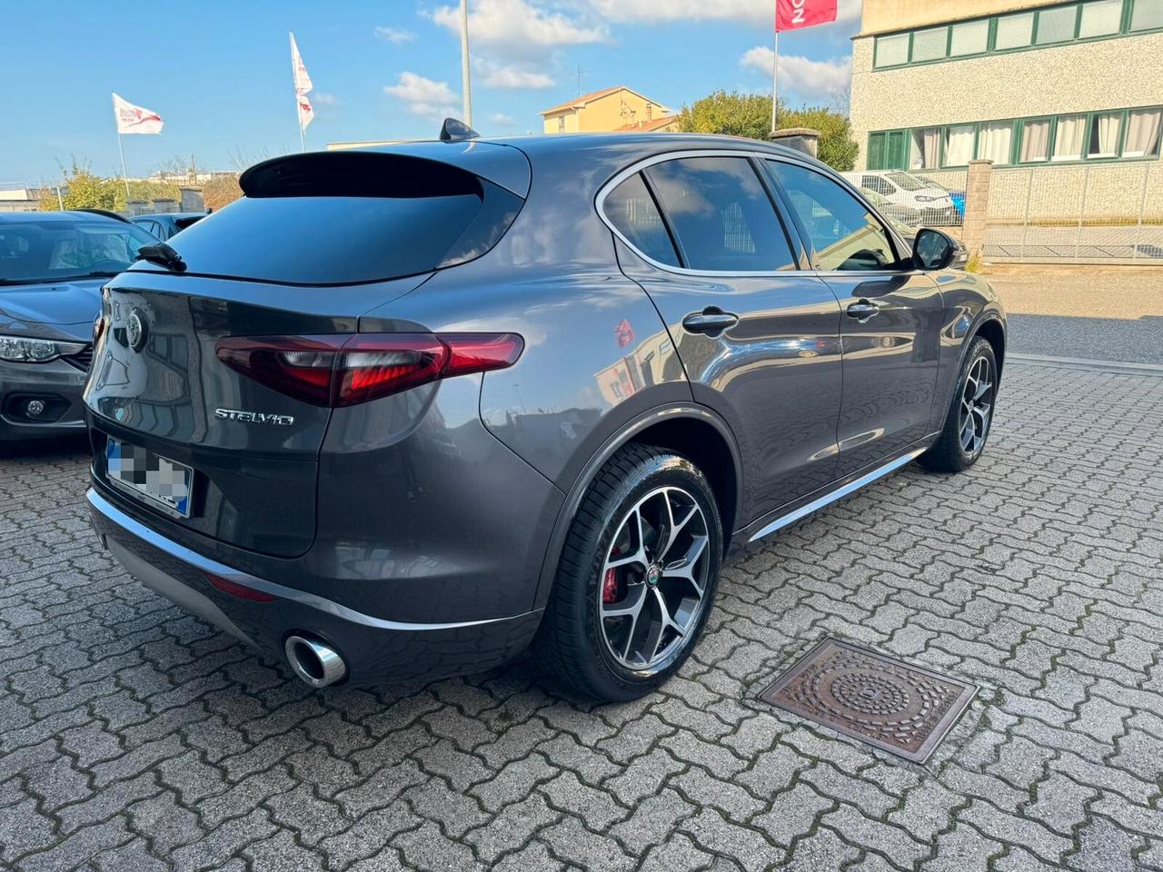 Alfa Romeo Stelvio 2.2 Turbodiesel 190 CV AT8 RWD Executive
