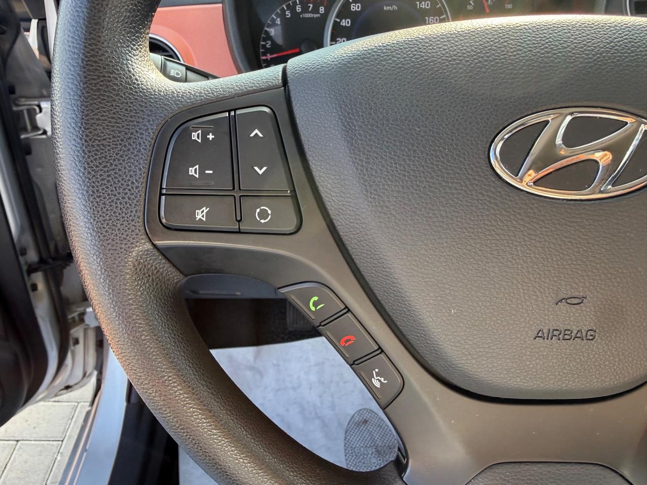 Hyundai i10 1.0 MPI Sound Edition NEOPATENTATI