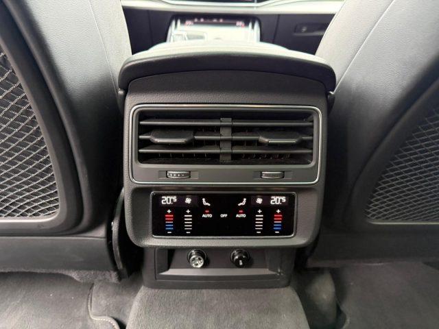 AUDI Q8 50 TDI 286 CV quattro S line edition Black Pack