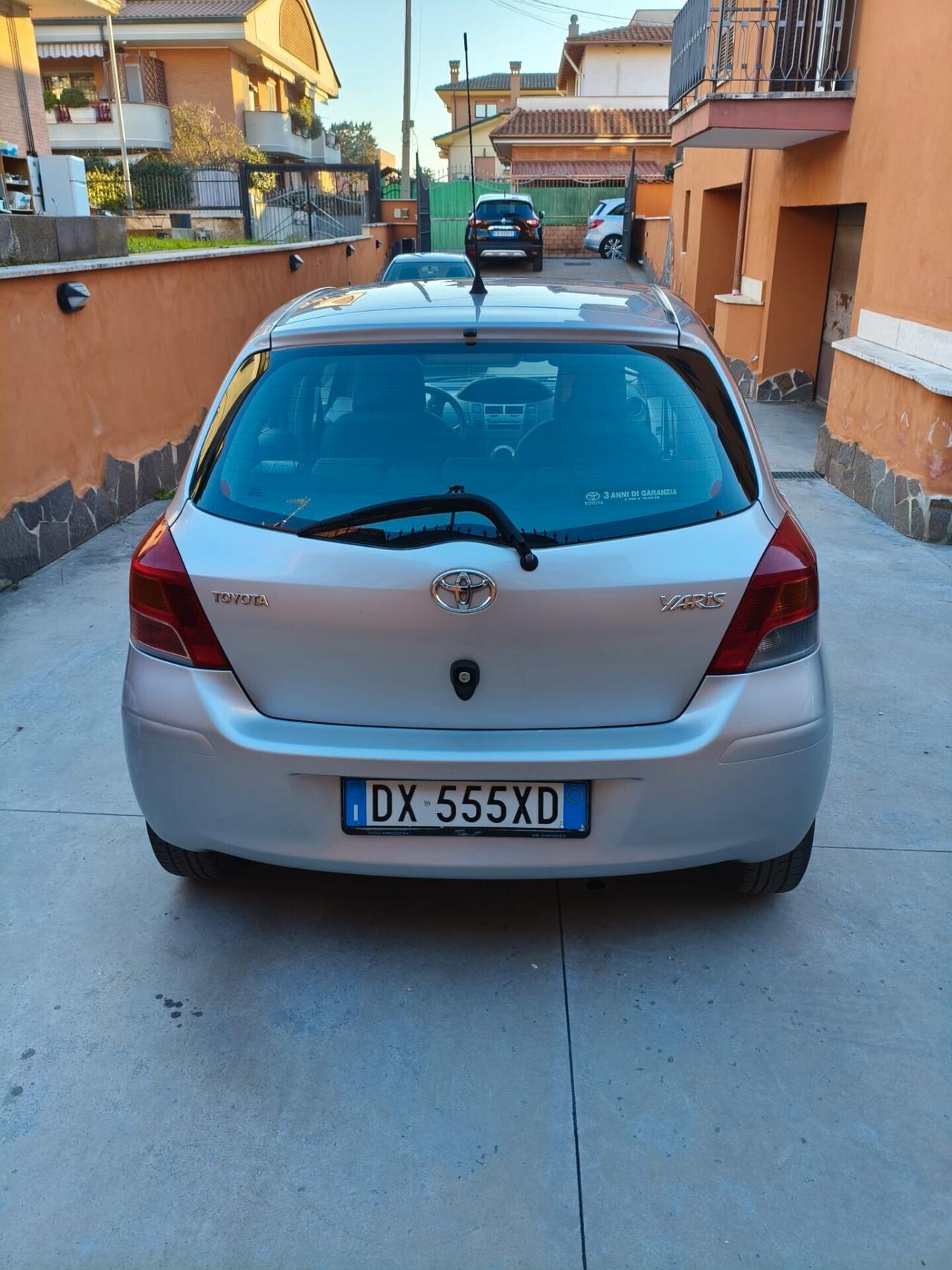 Toyota Yaris 1.3 - 5 porte