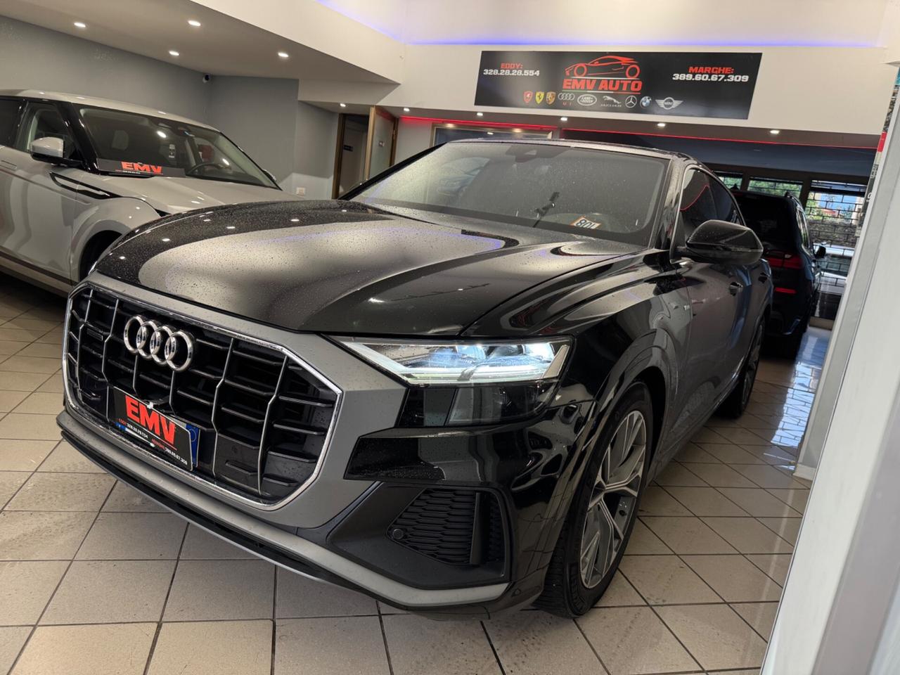 Audi Q8 45 TDI quattro tiptronic S-LINE..